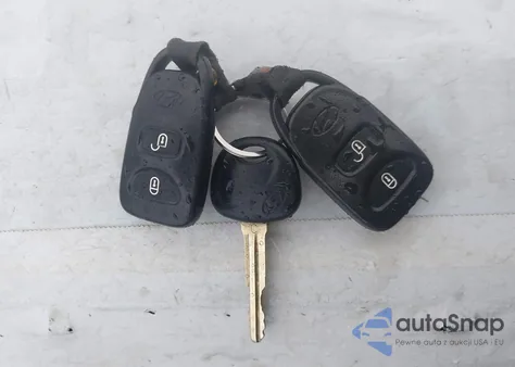 2011 Hyundai Santa Fe Gls from USA, damaged, VIN 5XYZGDAB6BG015884